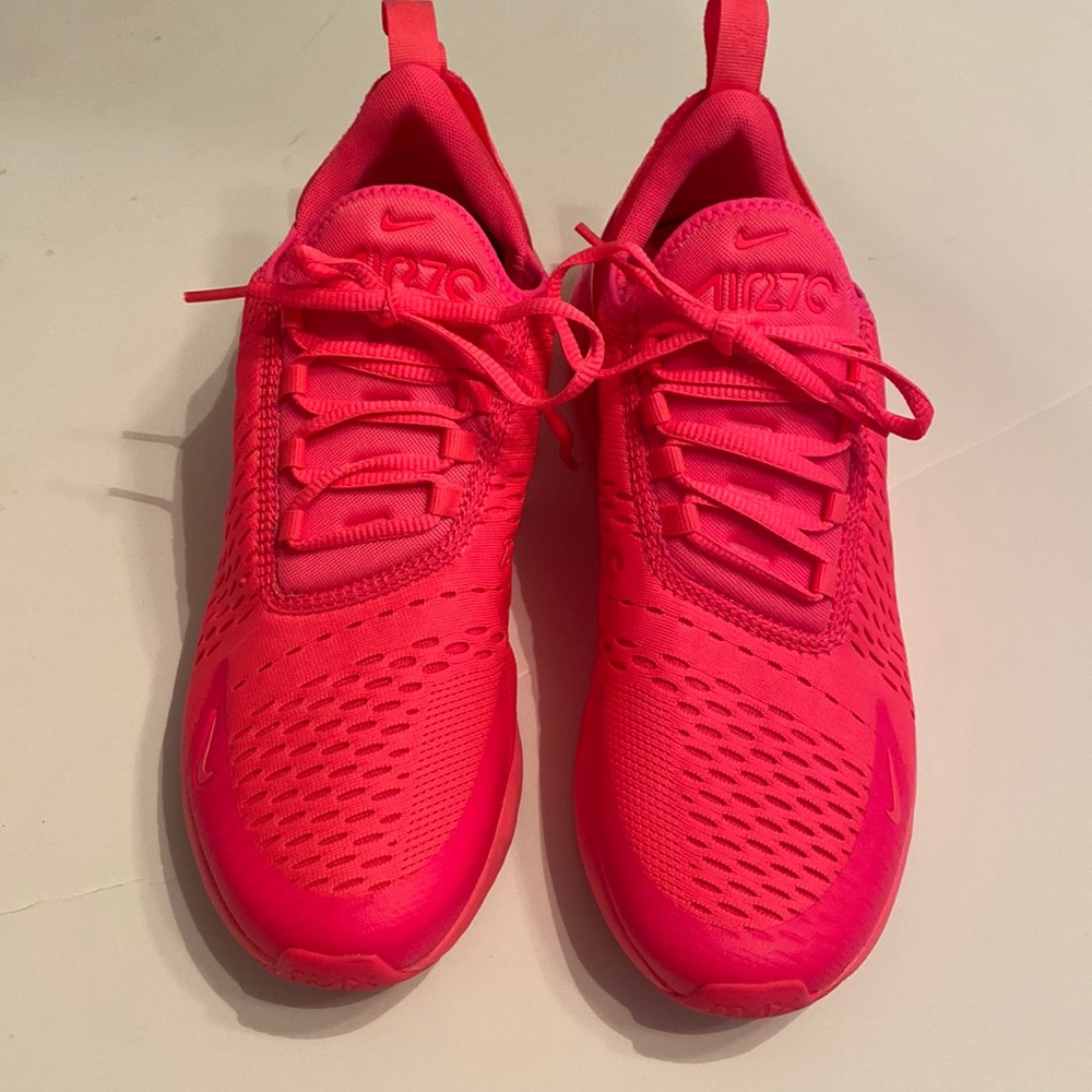 Nike women’s air max 270 Size 10.5